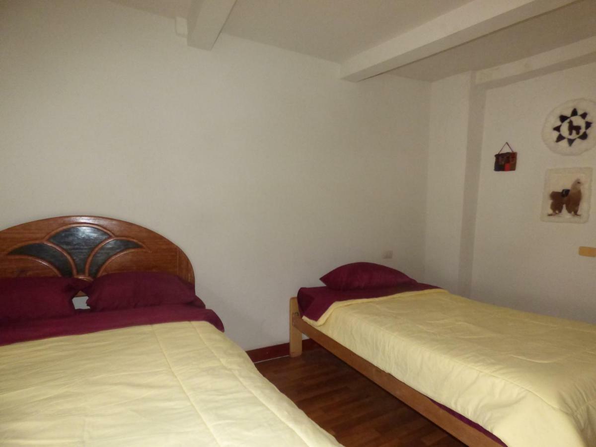 The Grasshopper Hostels Av Alta Cuzco Exterior photo