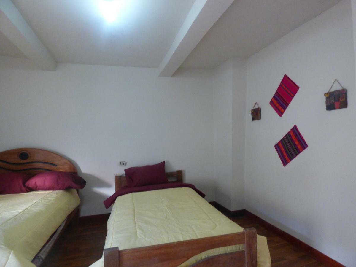 The Grasshopper Hostels Av Alta Cuzco Exterior photo