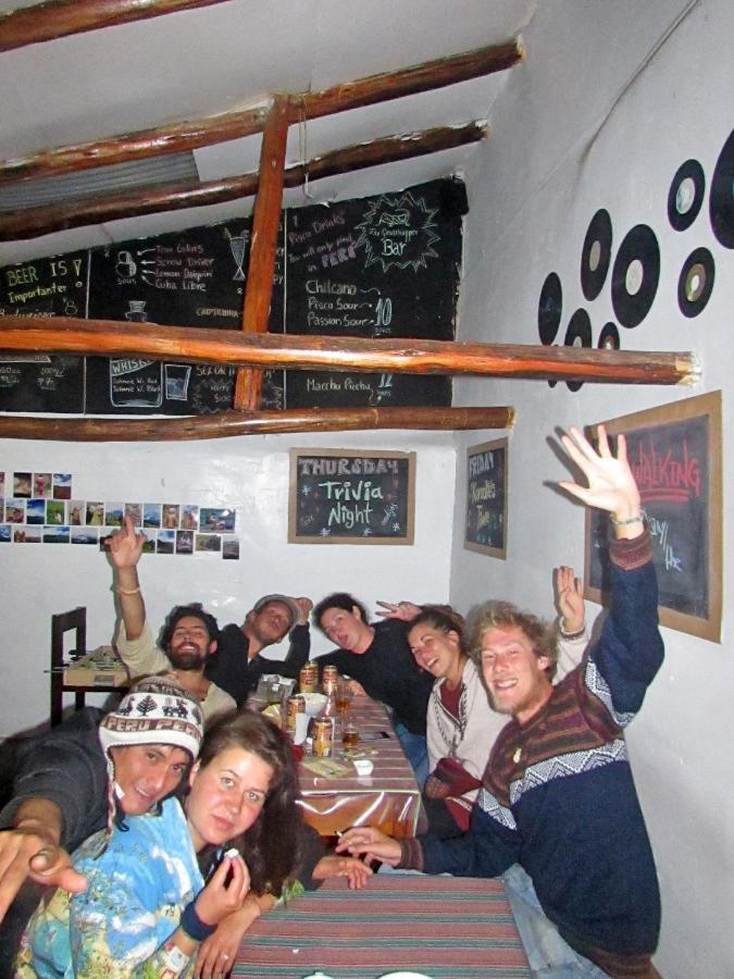 The Grasshopper Hostels Av Alta Cuzco Exterior photo