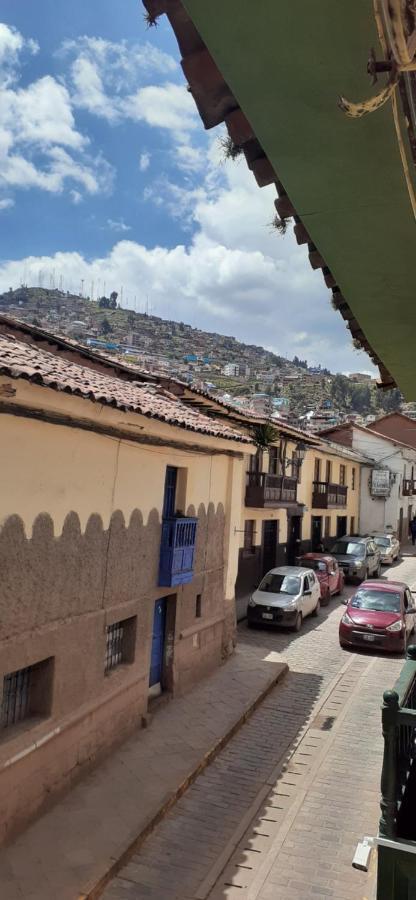 The Grasshopper Hostels Av Alta Cuzco Exterior photo